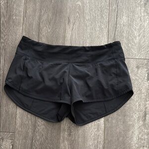 Lululemon black running shorts 6